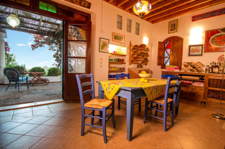 Dining Decadence ακίνητο προς πώληση στη Ρόδο, Ελλάδα