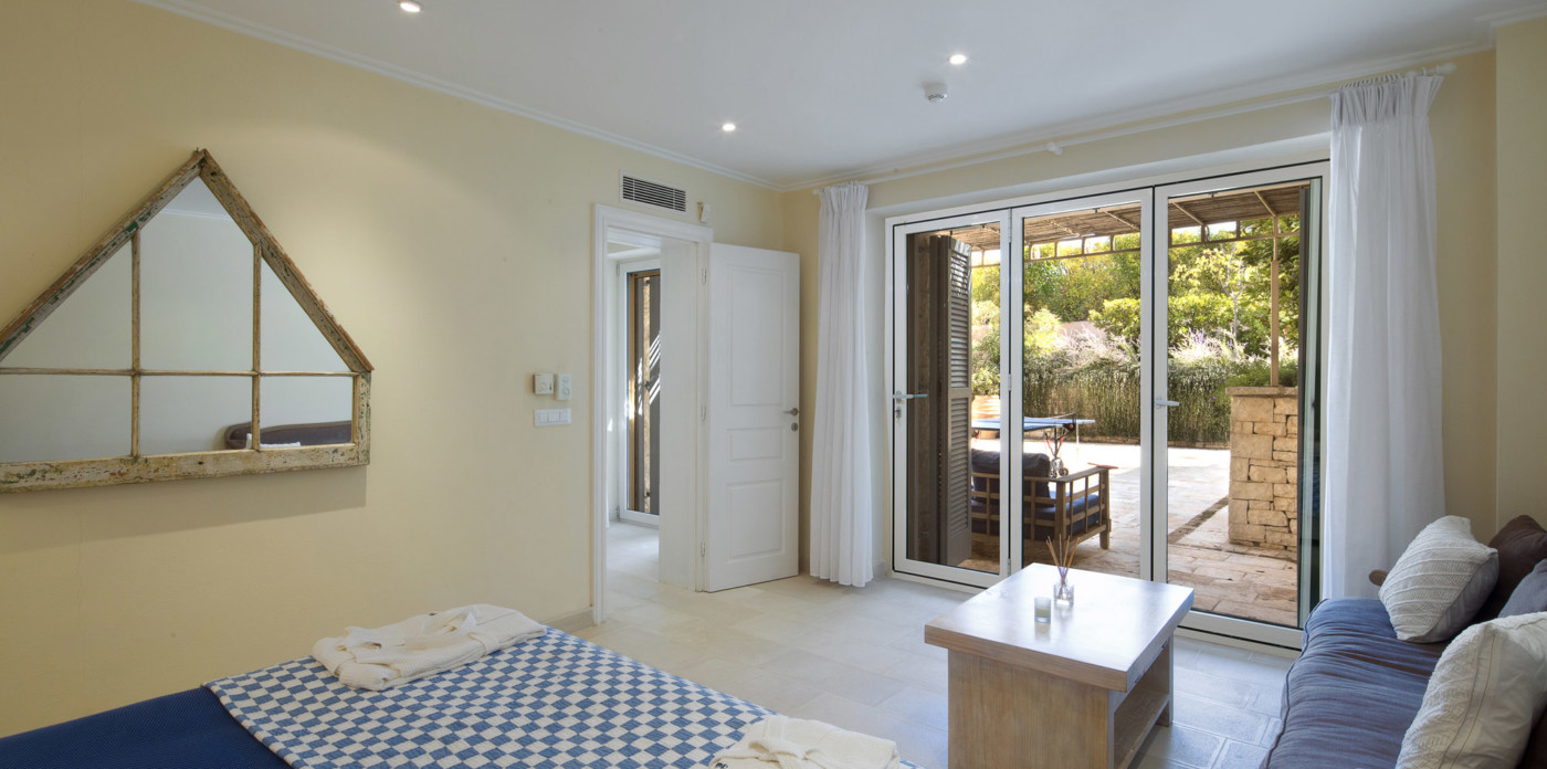 Διπλό υπνοδωμάτιο, ακίνητο προς πώληση στην Κέρκυρα, Ελλάδα