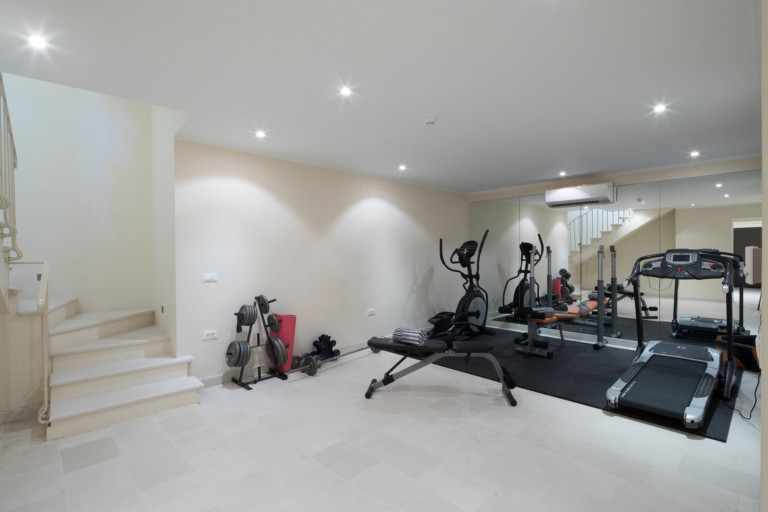 Γυμναστήριο, ακίνητο προς πώληση στην Κέρκυρα, Ελλάδα