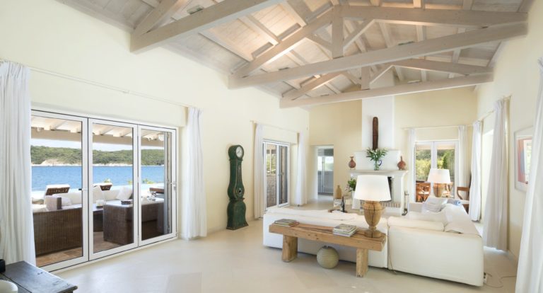 Σαλόνι, ακίνητο προς πώληση στην Κέρκυρα, Ελλάδα