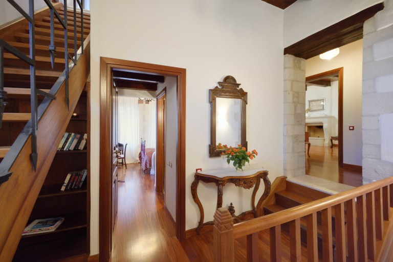 Beautiful furnishings, property for sale in Rethymno, Crete, Greece