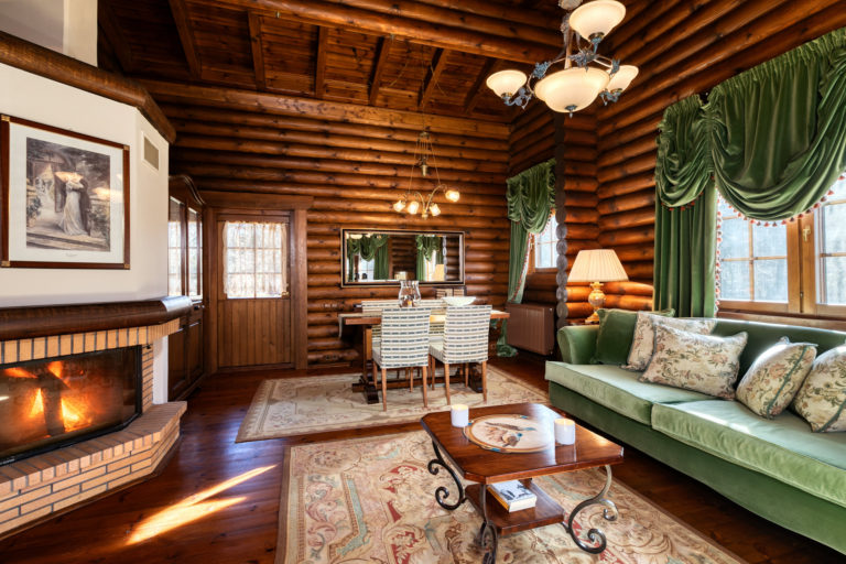 Ξενώνας, Κτήμα προς πώληση στην Πελοπόννησο Ελλάδα