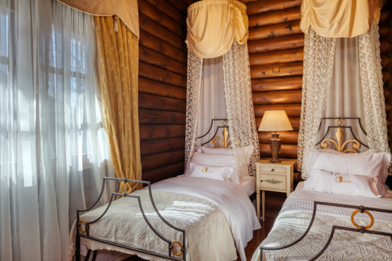 Ξενώνας, Κτήμα προς πώληση στην Πελοπόννησο Ελλάδα