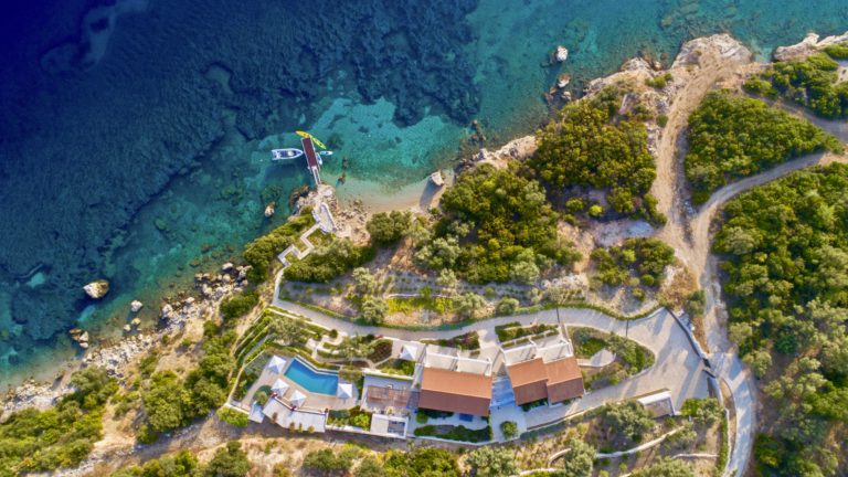 authentic modern / mediterranean villa : Mystique Lefkada, Ionian islands