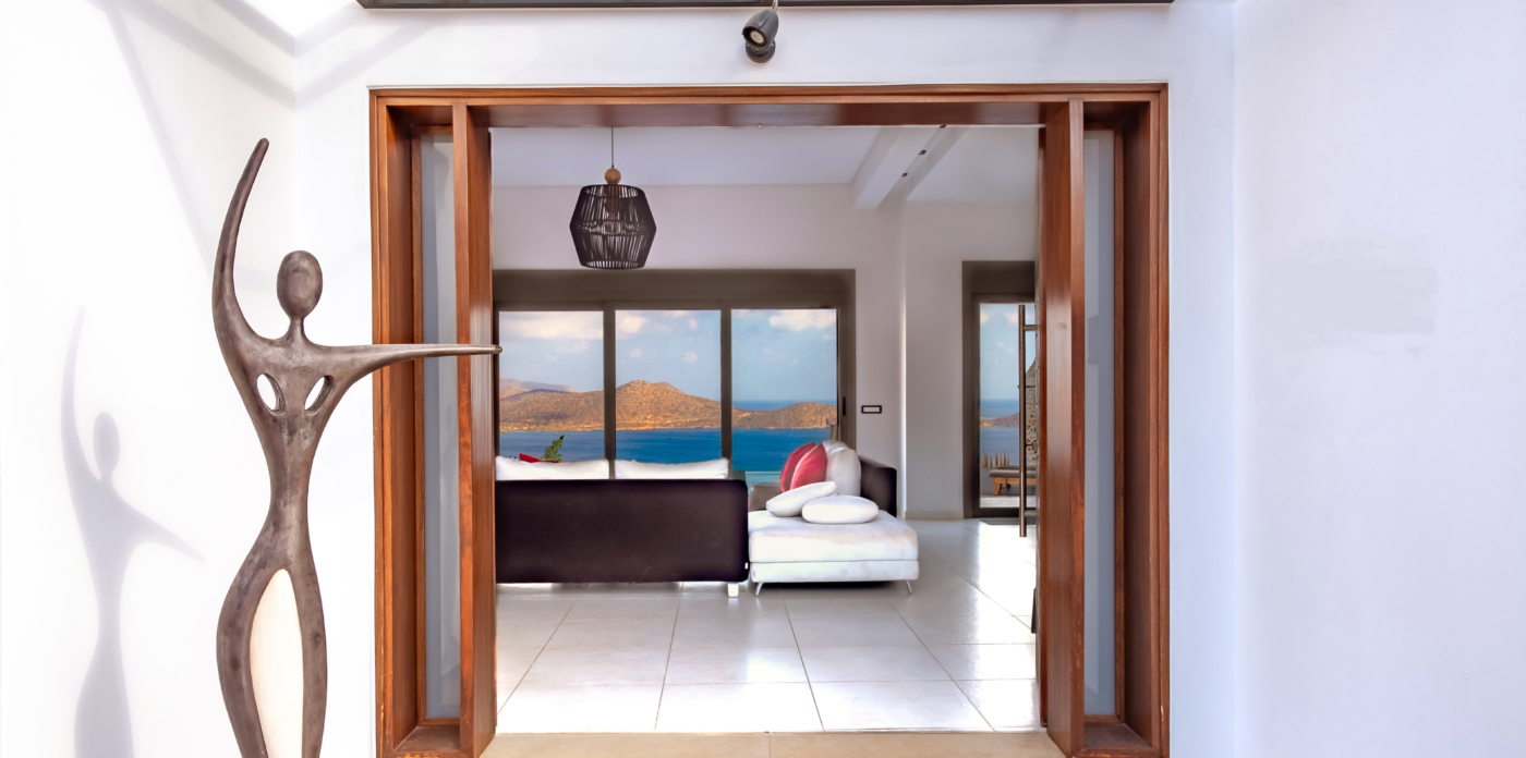 Come on in and see this beautiful villa property for sale in Crete Greece