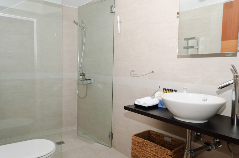 Shower, property for sale in Porto Heli, Greece