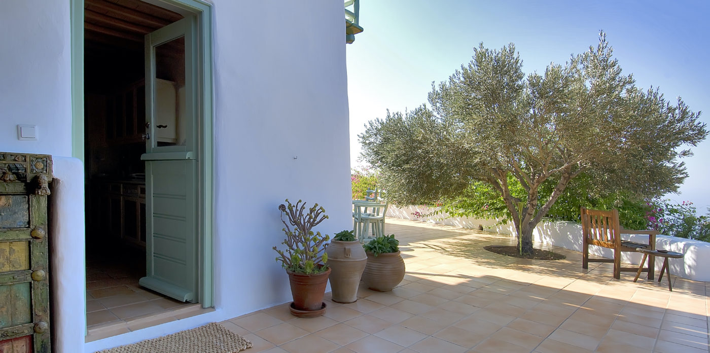 A pretty spot for reflection, property for sale in Mykonos, Greece