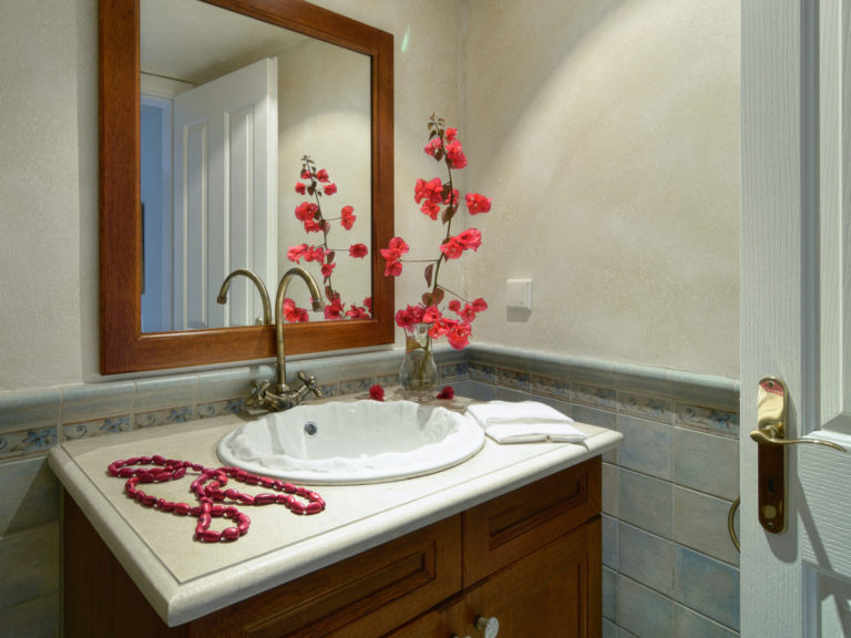 Bathroom, Villa for sale in Corfu Greece
