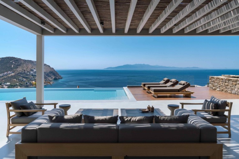 modern / mediterranean villa : Ludovica Mykonos, Cyclades, Southern Aegean