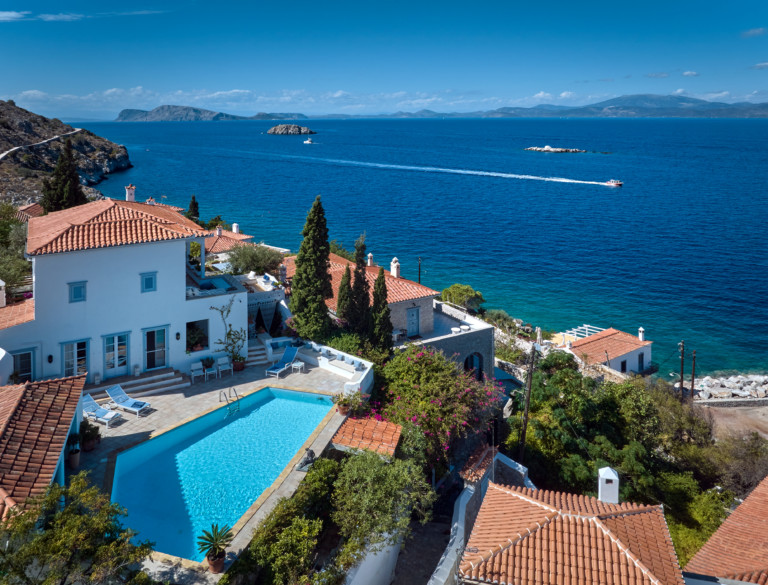   : Anelia Saronic Gulf