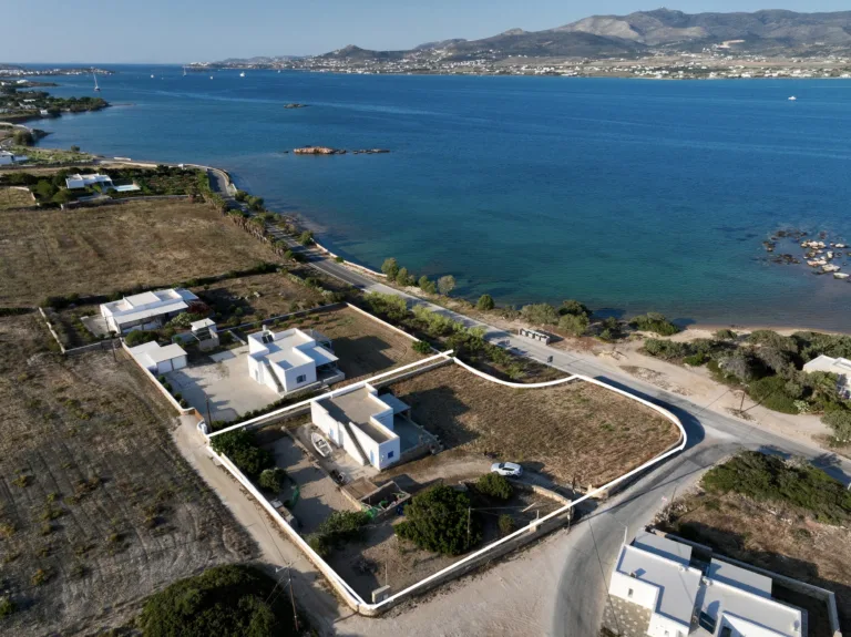 σπίτια προς πώληση οικόπεδα προς πώληση : Σειρήνη Αντίπαρος, Κυκλάδες, Νότιο Αιγαίο