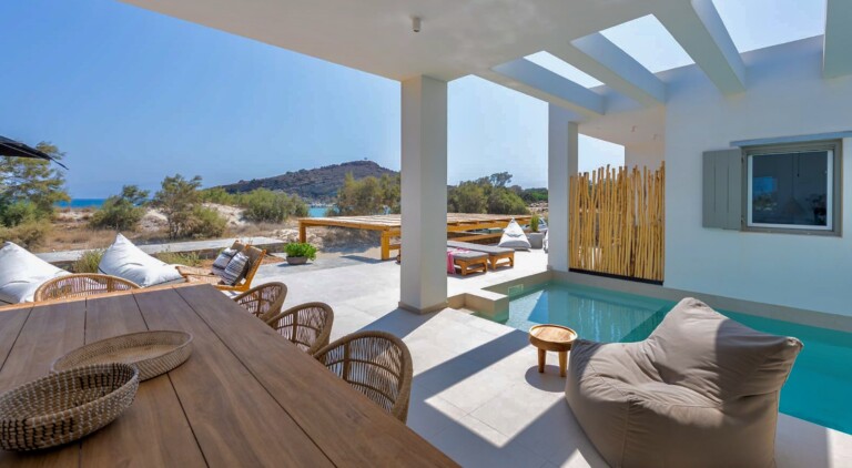 : Dunes Escape Paros